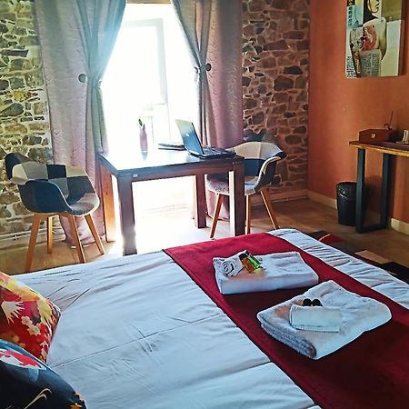 La Synchronicite - Chambres D'Hotes Saint-Sauveur-Villages Ngoại thất bức ảnh